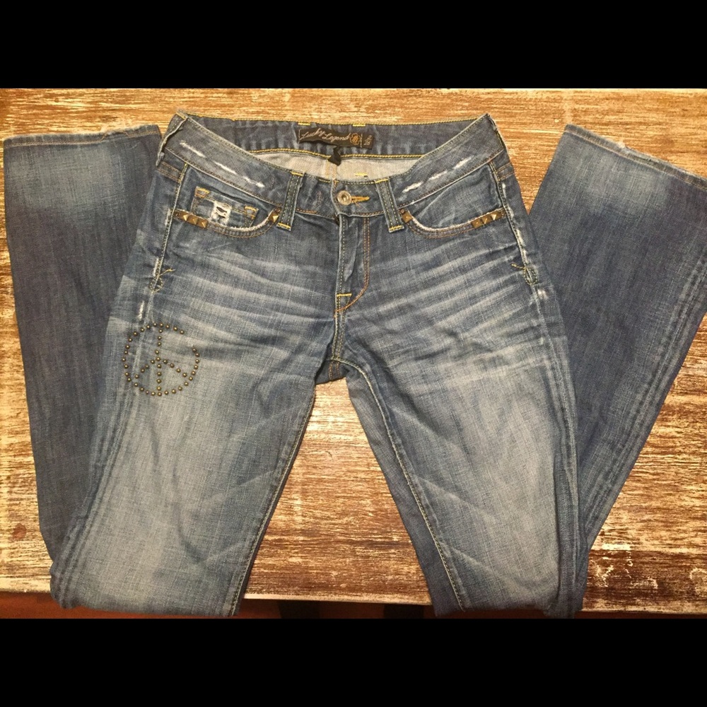 Size 2 Lucky Brand mid rise jeans - unique Design